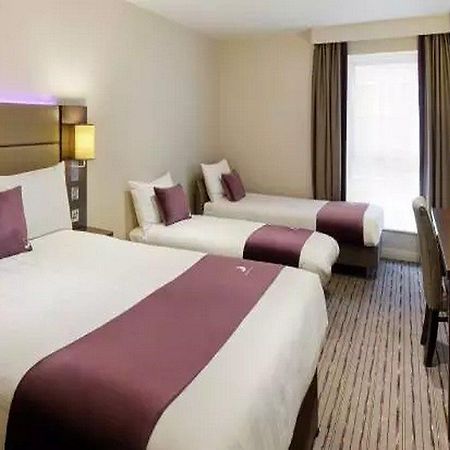 Premier Inn Premier Inn Silverstone Syresham Exterior photo